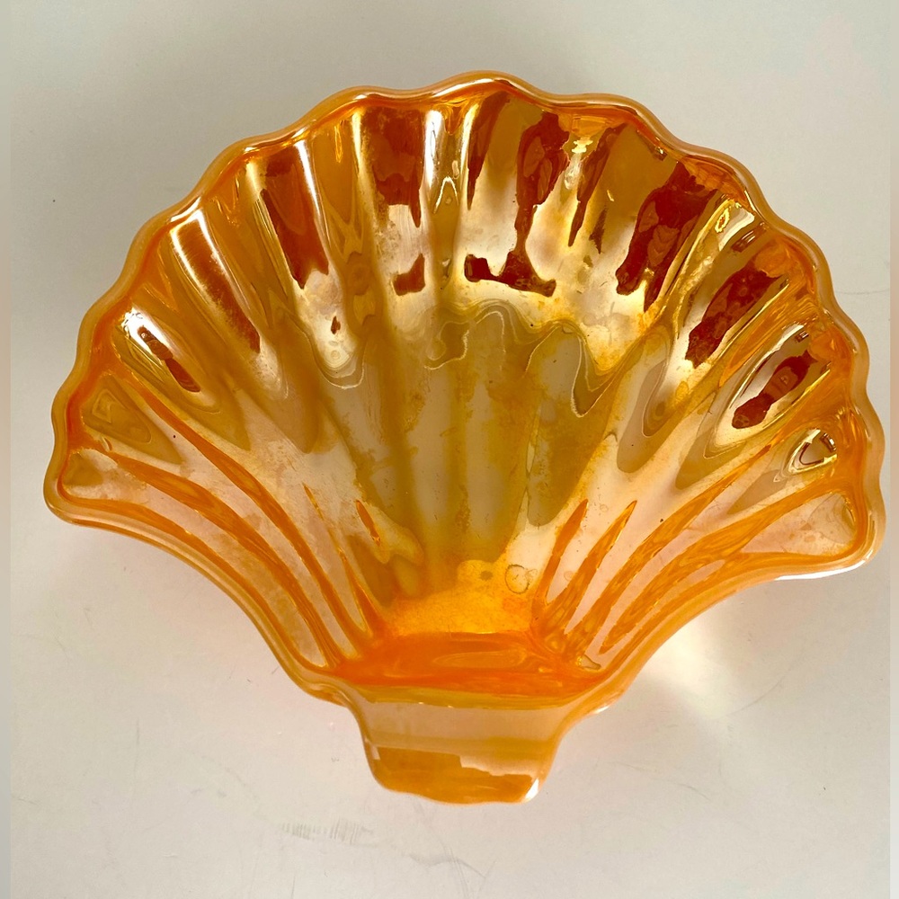 Unique Vtg Iridescent Marigold Carnival Glass Shaped Shell Dish